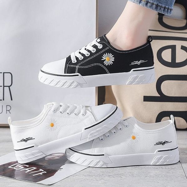 

dress shoes female ulzzang canvas shoes, casual shoes for women, black and green, low cut in margarita, korean version of wild board nova qn