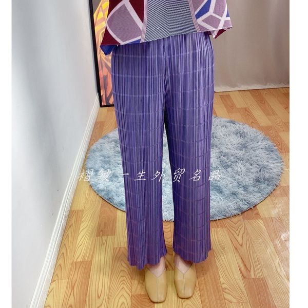 

dresses fashion fold pure color nine-point high-waist straight loose slub pants, White