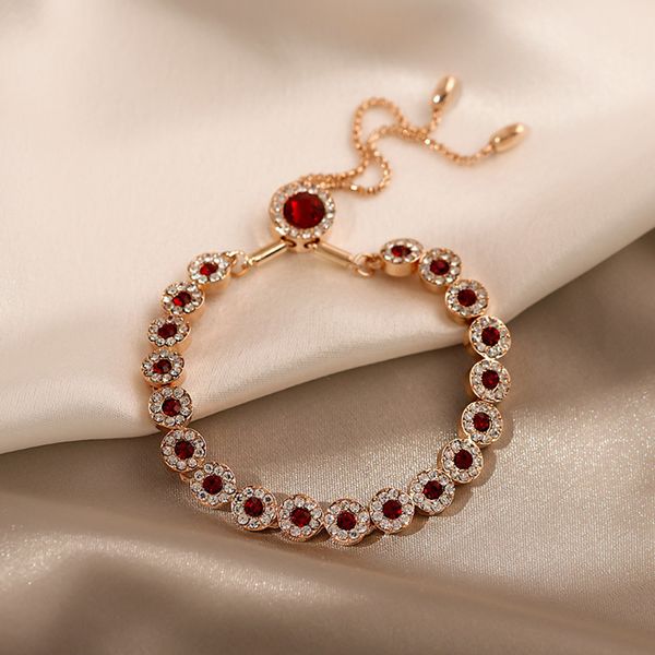 

red crystal bracelet fashion women's niche design advanced feeling cool wind bracelet girl's friend's hand ornament, Black