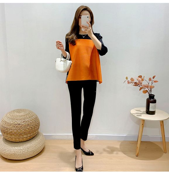 

tracksuits sell miyake fold slices three quarters o-neck shirt stock, Gray