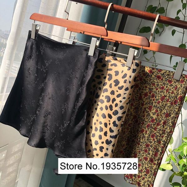 

ladies waist silk 100% short mini skirt skirts, Black