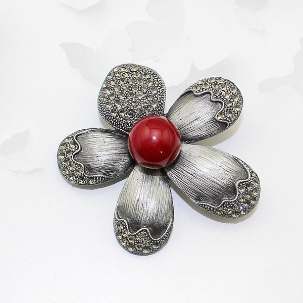 

pins, brooches fashion trendy rhinestone nature red stone flower petal brooch pin with black tone elegant women jewelry, item no.: bh8136, Gray