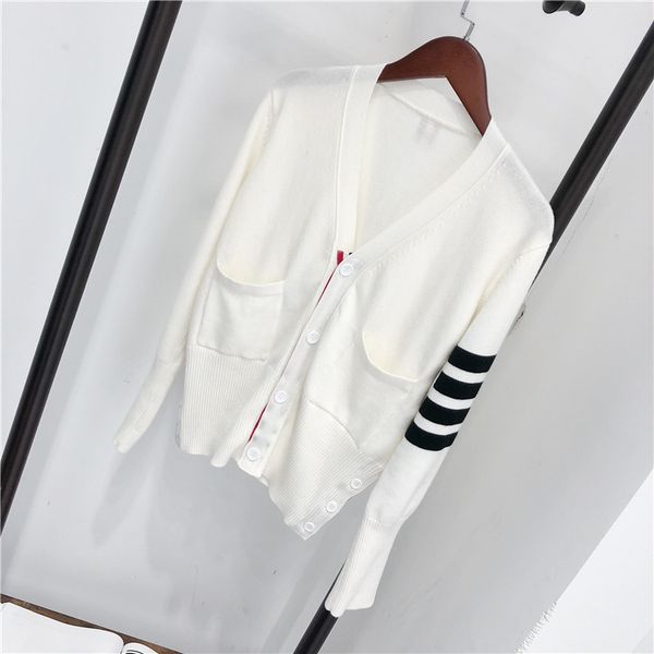 

968 wool white four bar cardigan, White;black