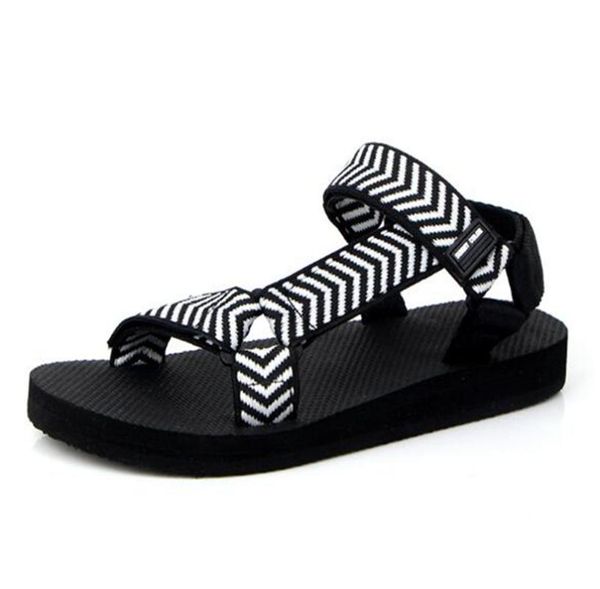 

sandals men summer 2021 beach shoes anti-slip trend student youth leisure vietnam, Black