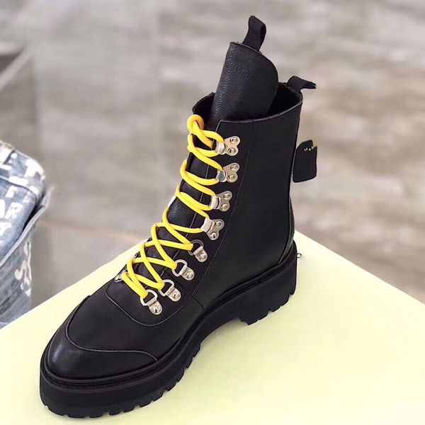 

black luxury designer boots thick soled pointed toe lace up casual mountaineering shoes women's leather street style motorcycle boots