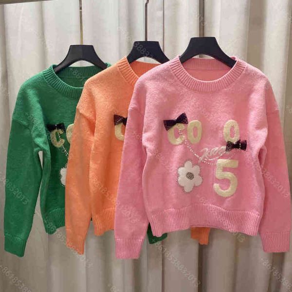 

fashion wool hoodie sweater for women pearl designer tech fleece hoodies coat girls long sleeve pullover cashmere bottoming shirt brand logo, White;black