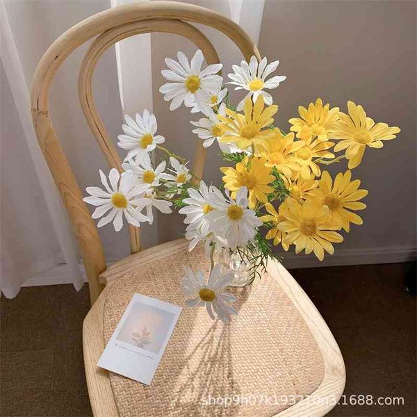

dutch simulation daisy small fresh artificial in picnics p flowers home deskdecoration