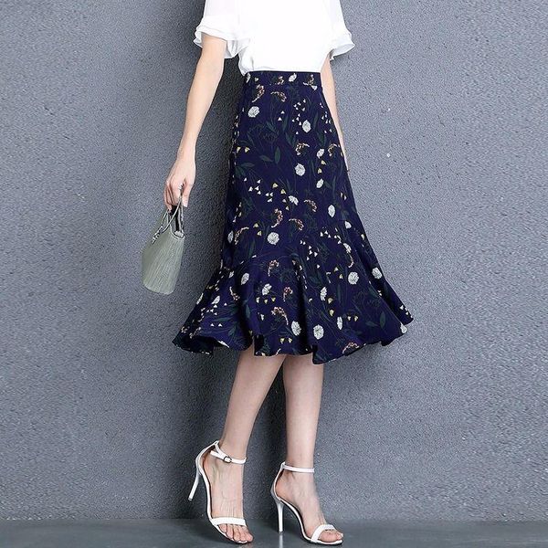 

skirts fishtail skirt summer girl 2021 floral high waist plus size chiffon a-line long, Black