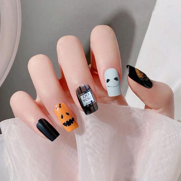 

false nails 24pcs fake artificial designs funny ghost manicure tools festival black pumpkin grimace fingernail wearable nail, Red;gold