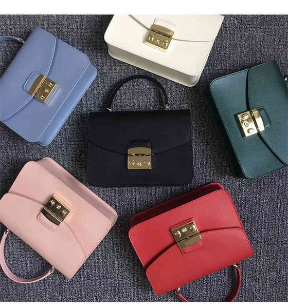 

wholesale medium chain hand same 23cm women's one shoulder crossbody versatile leather bag luxurys designers bag luxurys designers bag