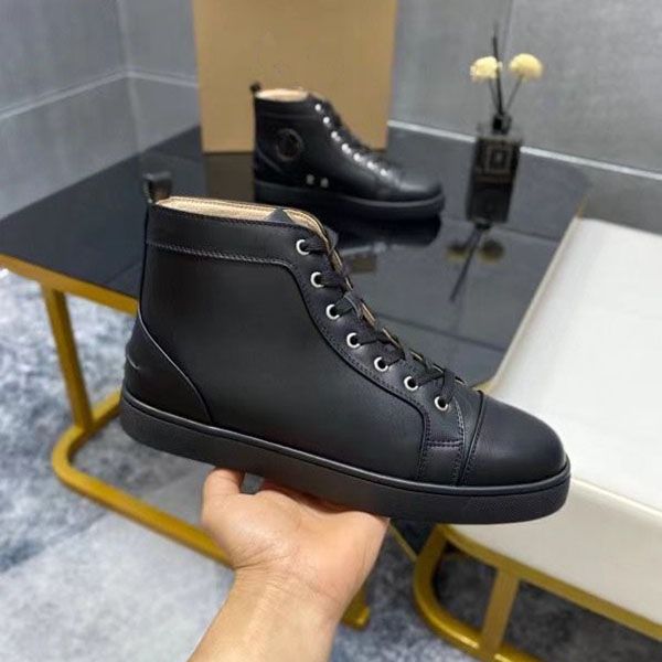 

High Quality Dark Green Suede Leather back rviets bottom men sneakers Red Soles Rubber Bootom Homme Spikes III patent KMJ0003