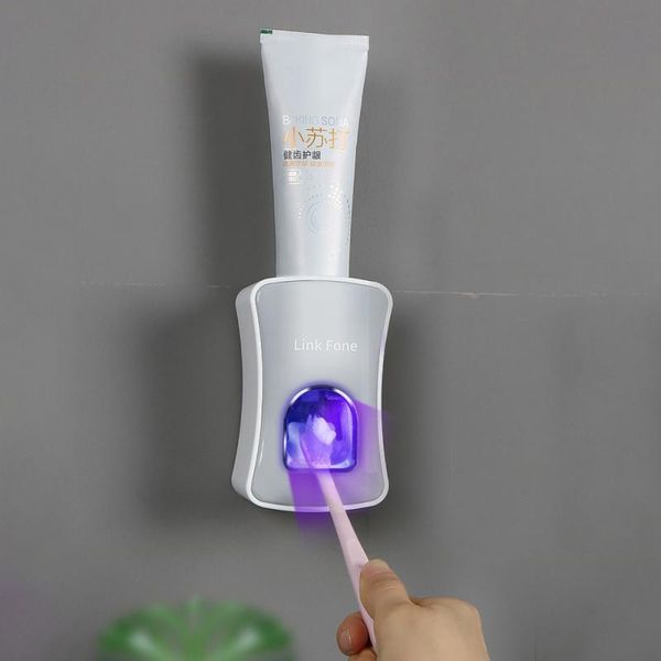 

wall mount toothpaste dispenser squeezer tooth dust-proof toothbrush holder stand bathroom accessories set holders