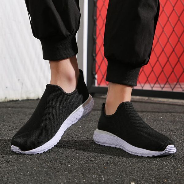 

men's fashion and versatile summer breathable running shoes with thin mesh