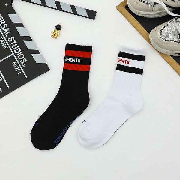 

men's socks vt trend couple street wild letter skateboard sports leisure, Black