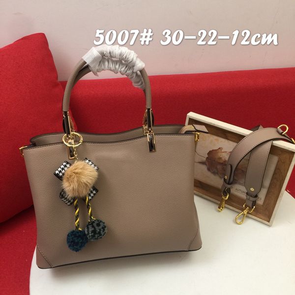 

designer handbag 2021 women luxury fashion black shoulder bag high-quality cowhide handbags classic casual business briefcase ladies gift