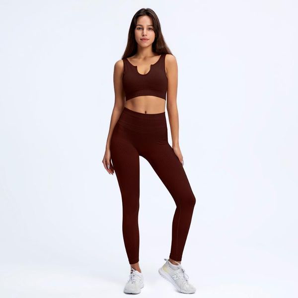 

yoga outfit sport set women seamless knitted crop and trouser two-piece gym clothing suit that can be used for running