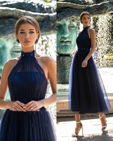 Abiti da ballo in tulle a pois blu navy vintage con collo alto e applicazioni di perle floreali alla caviglia Abiti da sera da sera convenzionali Gonna a strati