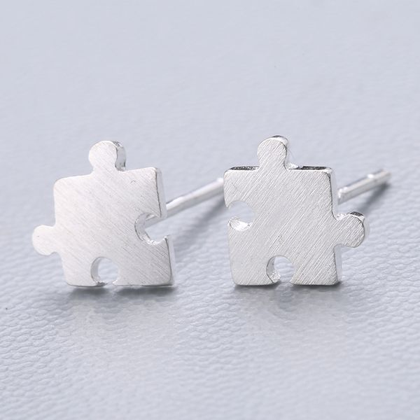 

stud various styles of luxury style earrings a33, Golden;silver