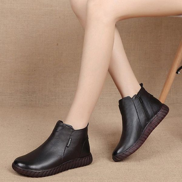 

dress shoes mother's short boots, women's autumn and winter leather shoes, thickened middle-aged elderly cotton, Black