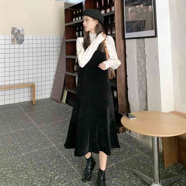 

werueruyu autumn winter women casual sleeveless retro corduroy dress female vintage party dress loose suspender sundress 210608, Black;gray