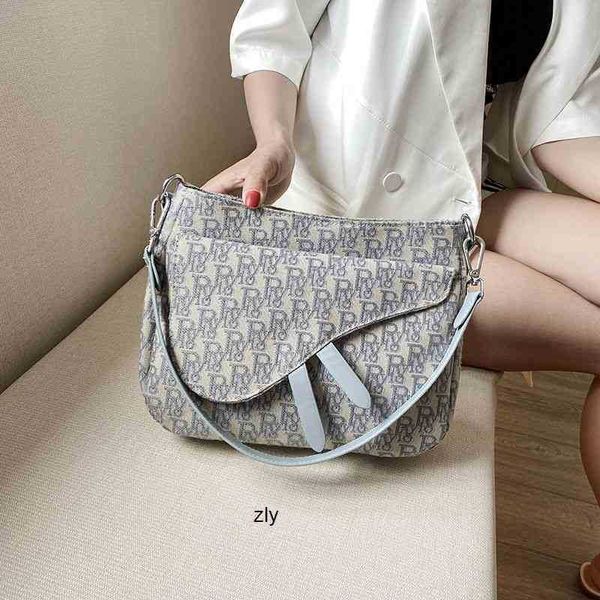 

[star matching ]women's bag 2021 new versatile single shoulder women's fashion portable large capacity trend zly zly