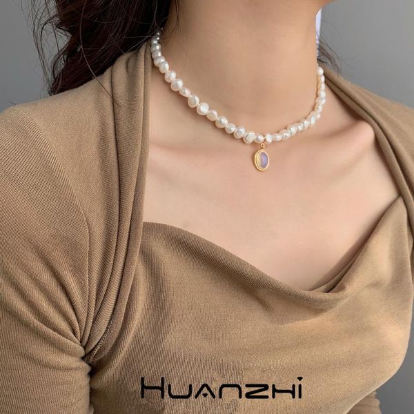 

chains huanzhi 2021 retro baroque natural pearl beaded moonlight stone pendant freshwater necklace for women party jewelry, Silver