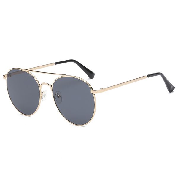 

2021 for men and women toads trend sunglasses