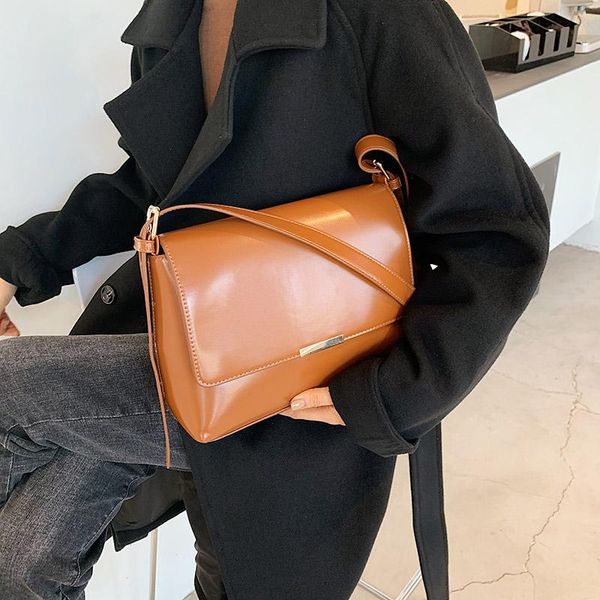 

retro western style shoulder bag 2021 fashion women's designer autumn and winter messenger cross body