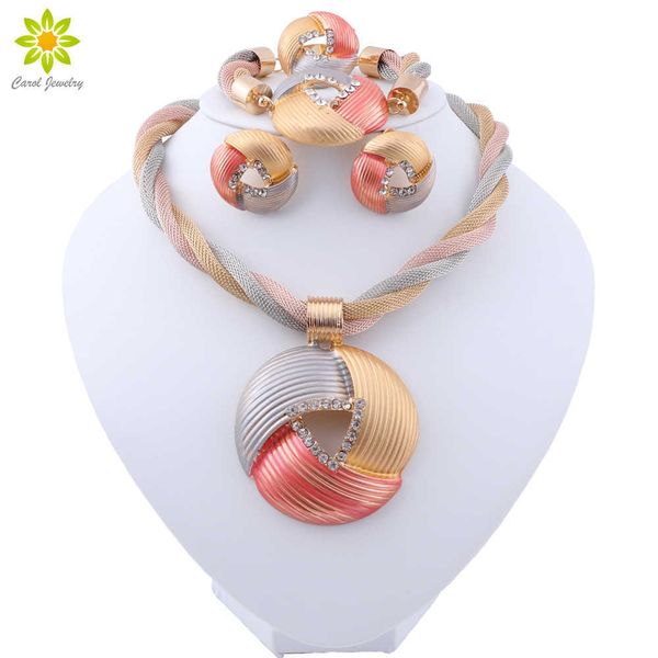 Jóias Africanas Charm Colar Brincos Dubai Gold Colorjewelry Conjuntos para Mulheres Casamento Bridal Pingente Jóias Jogos 20 Estilo H1022