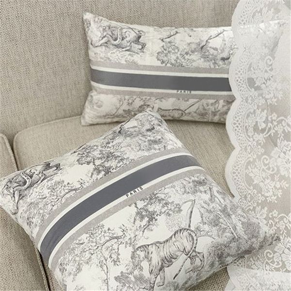 

designer decorative pillow fashion luxury cushion with d letters pillowcase cotton cushions with inner body throw home decor furnishings