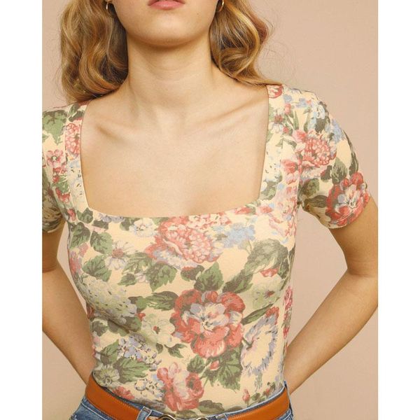 

women's t-shirt women 2021 summer elegant and exquisite hollow floral print retro square collar short sleeve, White