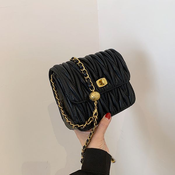 

bag shoulder 2021 female new trendy fresh messenger red version korean net small fashion chain simple summer texture ccnss