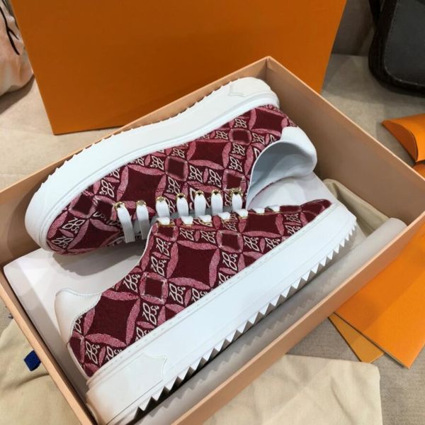 

2021 designer luxury timeout sneakers women casual shoes lady embossed lambskin calfskin white pad pattern sole shoe retro styles fashion si, Black