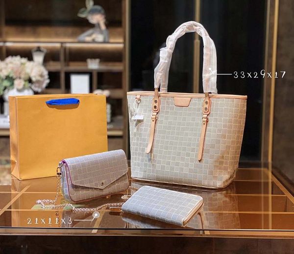 

luxurys designers bags luxury designer handbags s famou8s classic capacity portable day backpack fashion 055