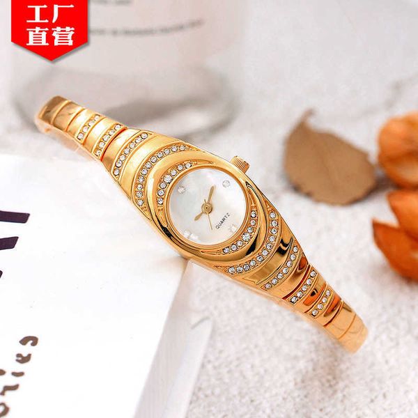 

new straight ripple inlaid diamond watch women's bracelet fritillaria face bracelet watch, Slivery;brown