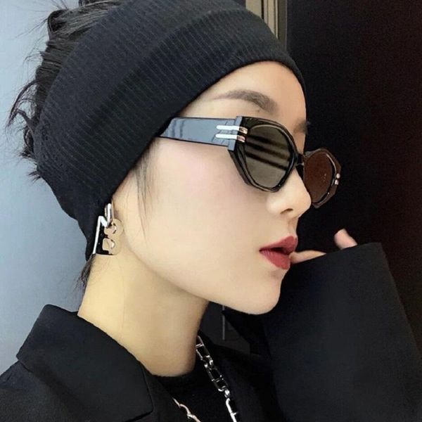 

sunglasses women fashion triangle shades 2021 vintage men brand cat eye luxury female sun glasses uv400 small eyewear oculos, White;black