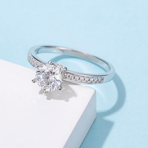 

cluster rings 925 silver ring 6 moissanite special design gorgeous styling engagement anniversary 1ct round excellent cut, Golden;silver