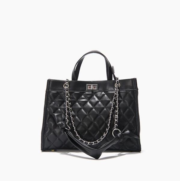 

2021 spring /summer casual fashion bags simple and versatile outdoor large-capacity shoulder bag underarm handbag