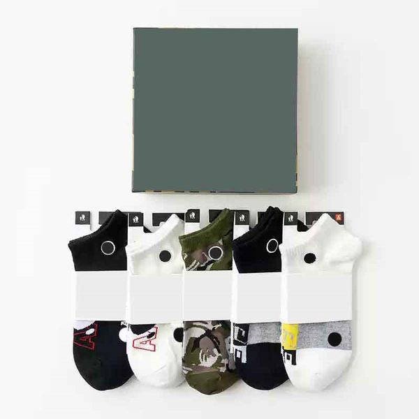

fashion designer sports socks letter printed boxed cotton sock breathable embroidery basketball hosiery 5 pcs 1 box, Black;white