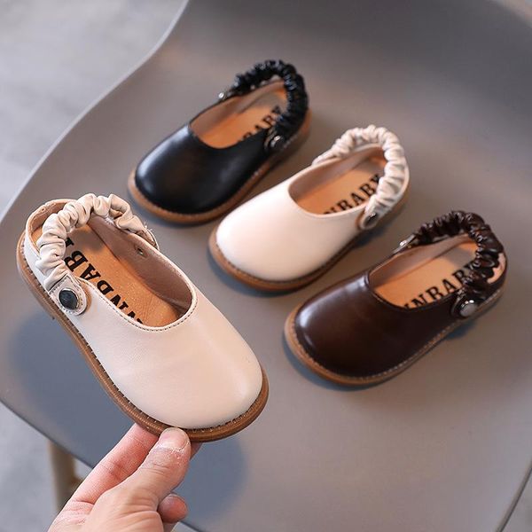 

arrival children' leather shoes for 2021 summer retro solid soft soled girl' princess buckled kids sandal or slipper flat, Black;grey