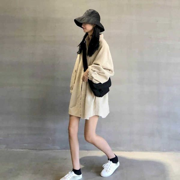 

women blouse corduroy long-sleeved shirt female korean version loose mid-length niche fold design autumn coat solid 210526, White
