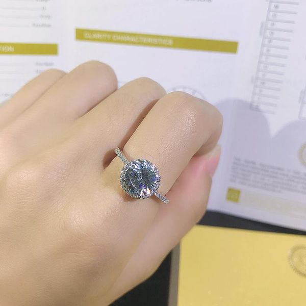 

arrival passed diamond test total 1 ct round moissanite ring 925 sterling silver micro cocktail rings gift cluster, Golden;silver