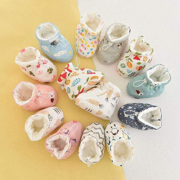 

first walkers born baby socks shoes boy girl print toddler booties cotton comfort soft autumn winter warm infant crib