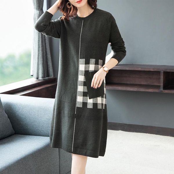 

casual dresses long-sleeved knit dress female large size 2021 autumn long loose plaid knee-length vestido pocket elegant sweater, Black;gray
