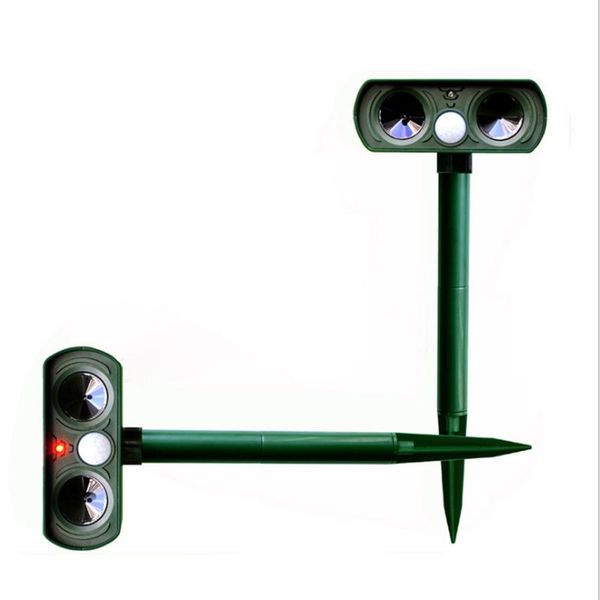 

pest control solar animal repeller ultrasonic infrared light flashes to drive dogs and cats