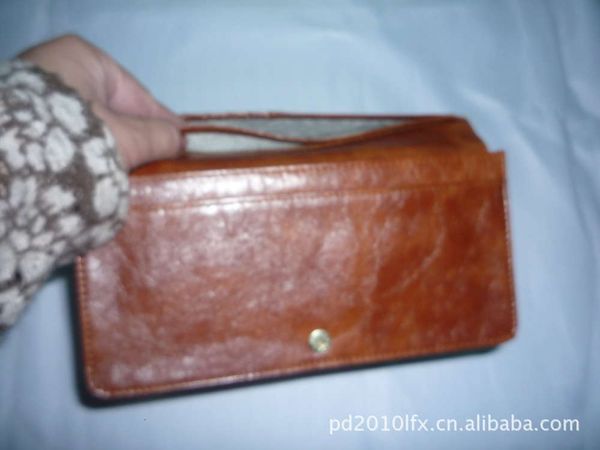 

the wallet all kinds of skin proof wallets, simple and modern hand-held bags, products come on the market, Black