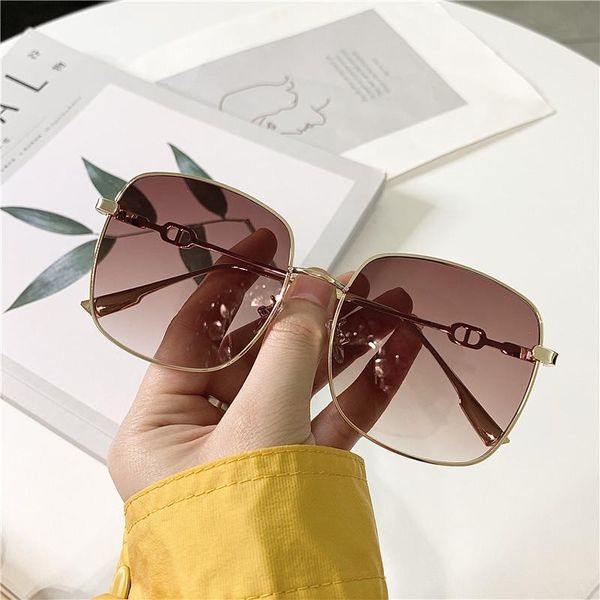 

sunglasses style women retro anti-ultraviolet trend square glasses, White;black