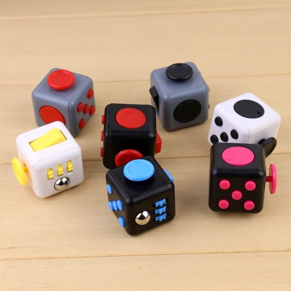 

3.3cmfidget vent toy cube resistance anxiety irritability decompression dice