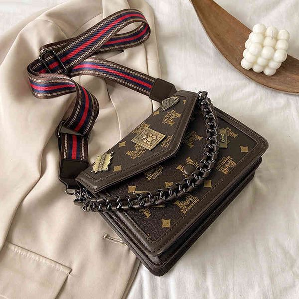 

2022 latest luggage factory wholesale small bag female korean ins chain leisure simple single shoulder messenger bag, Black;red