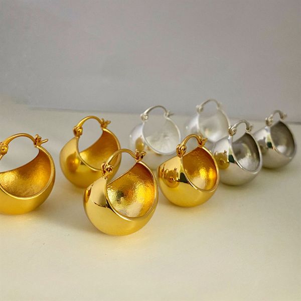 

retro exaggerated hollow ball matte earrings high-quality brass electroplating real gold simple foreign earrings jewelry accessories female, Golden